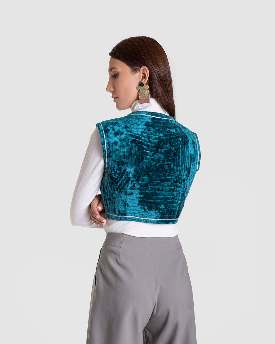 Shimmering Quilted Vest Mirror Detail